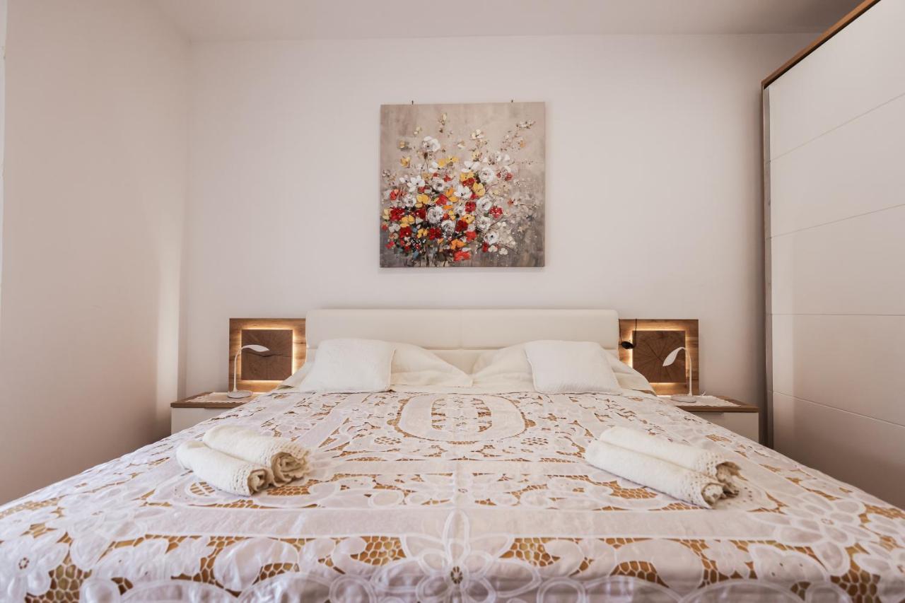 Apartment Puntamika Villa De Rosa - Ground Floor ซาดาร์ ภายนอก รูปภาพ